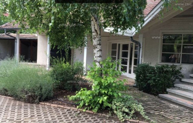 Eladó családi ház, Budapesten, III. kerületben 420 M Ft