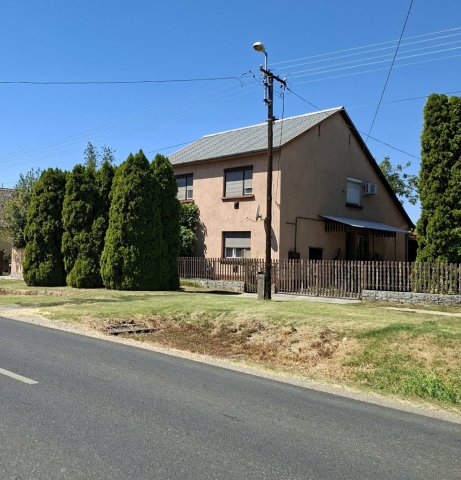 Eladó családi ház, Bácsbokodon 35 M Ft, 4 szobás
