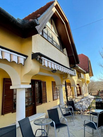 Eladó hotel, Hévízen 226.24 M Ft, 9+1 szobás