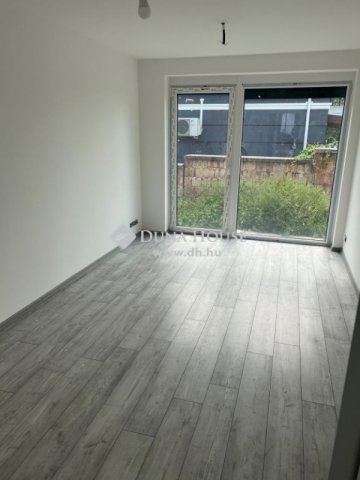 Eladó családi ház, Diósdon 265 M Ft, 5 szobás