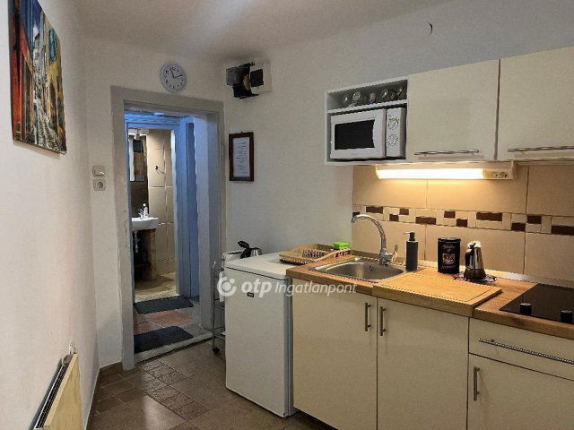 Eladó téglalakás, Egerben 54.9 M Ft, 2 szobás