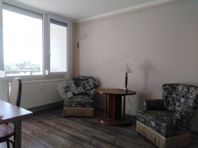 Kiadó panellakás, albérlet, III. kerületben, Vöröskereszt utcában