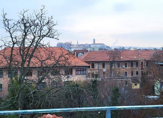 Eladó téglalakás, Budapesten, II. kerületben 180 M Ft