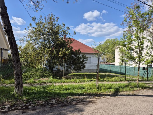 Eladó családi ház, Budapesten, XVI. kerületben 105 M Ft