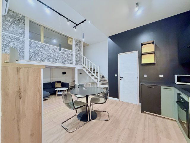 Eladó téglalakás, Budapesten, VII. kerületben 66 M Ft, 2 szobás