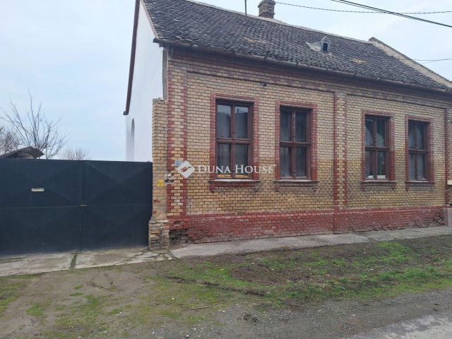 Eladó családi ház, Szeremlén 32 M Ft, 4 szobás