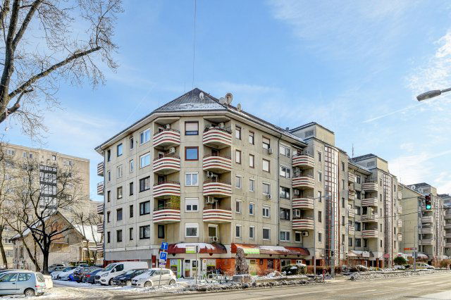 Eladó panellakás, Budapesten, III. kerületben, Lajos utcában