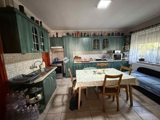 Eladó családi ház, Kecskeméten 54.9 M Ft, 2 szobás