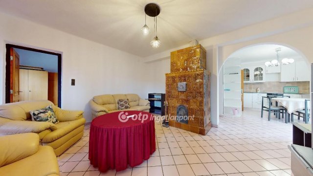 Eladó családi ház, Miskolcon 119 M Ft, 5+4 szobás