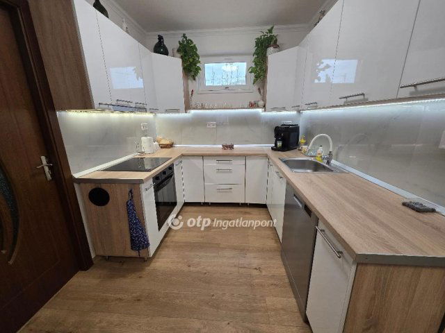 Eladó családi ház, Nagyhegyesen 80 M Ft, 2 szobás