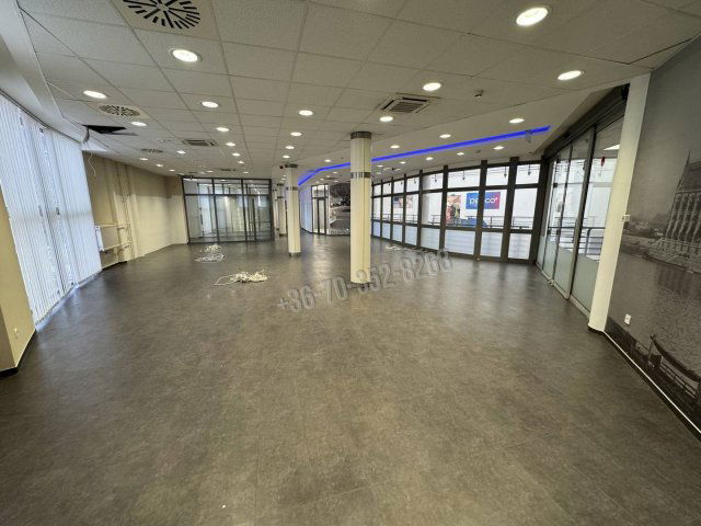 Kiadó üzlethelyiség, Budapesten, II. kerületben 1200 E Ft / hó
