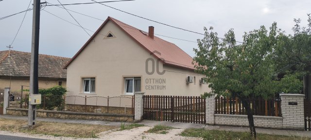 Eladó családi ház, Noszlopon 49.95 M Ft, 4 szobás