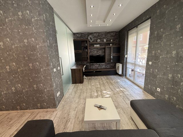 Kiadó téglalakás, albérlet, Debrecenben 260 E Ft / hó, 2 szobás