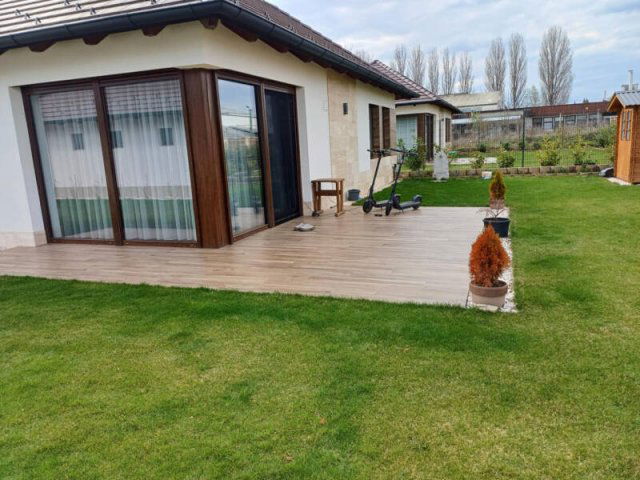 Eladó ikerház, Pilisszentivánon 149.9 M Ft, 4 szobás