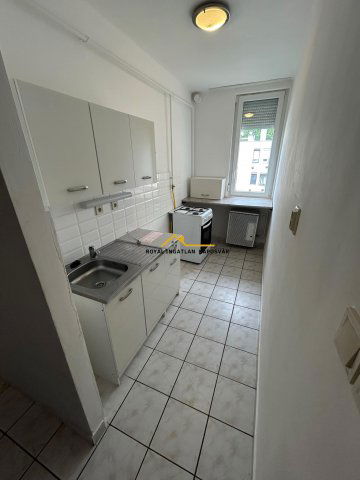 Eladó téglalakás, Kaposváron, Arany János utcában 28.5 M Ft