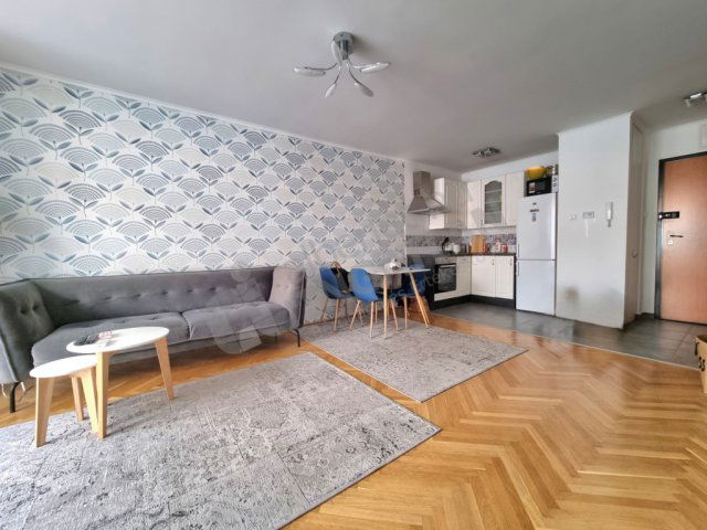 Kiadó téglalakás, albérlet, I. kerületben, Gellérthegy utcában