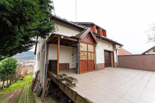 Eladó családi ház, Pilisborosjenőn, Tücsök utcában 129.9 M Ft