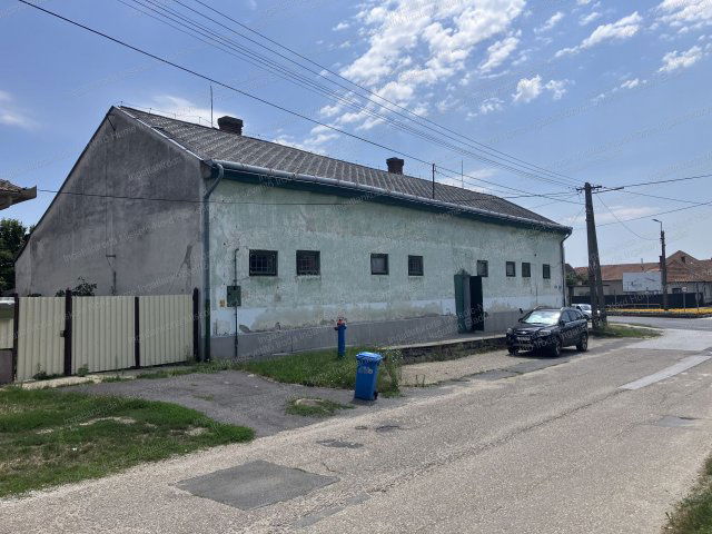 Eladó ipari ingatlan, Polgáron 17.9 M Ft / költözzbe.hu