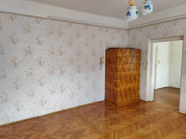 Eladó családi ház, Budapesten, XX. kerületben, Erdélyi utcában
