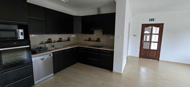 Kiadó családi ház, albérlet, Debrecenben 500 E Ft / hó