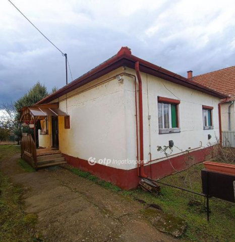 Eladó családi ház, Demecseren 15.7 M Ft, 2 szobás