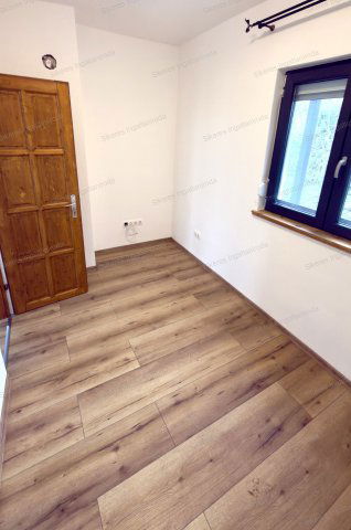 Eladó családi ház, Velencén 109.99 M Ft, 4 szobás