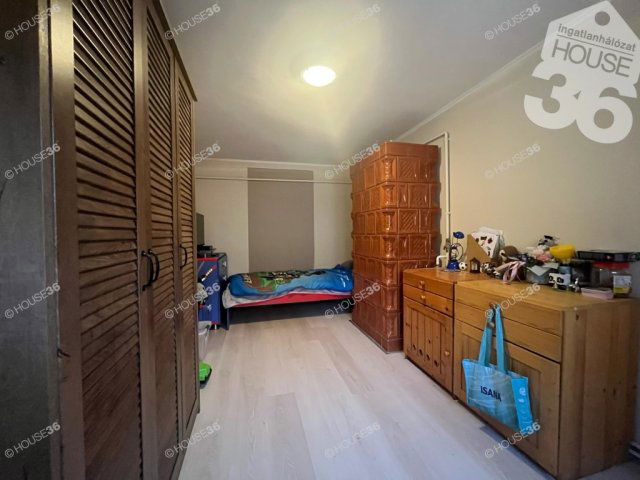 Eladó téglalakás, Kecskeméten 34.99 M Ft, 2 szobás