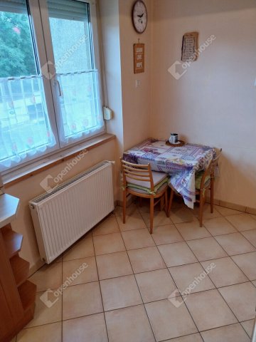 Eladó téglalakás, Vasváron 36 M Ft, 3 szobás