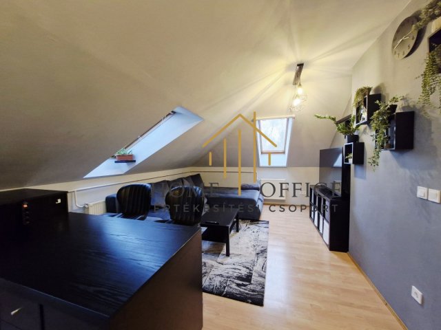 Eladó téglalakás, Debrecenben 69.9 M Ft, 4 szobás