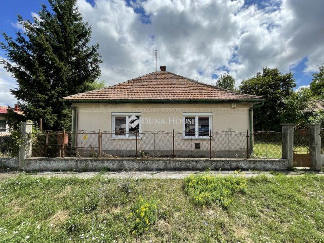 Eladó családi ház, Jobbágyin 27 M Ft, 3 szobás