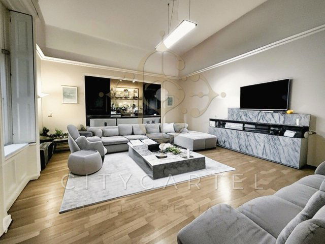 Eladó téglalakás, Budapesten, VI. kerületben 125 M Ft, 3 szobás