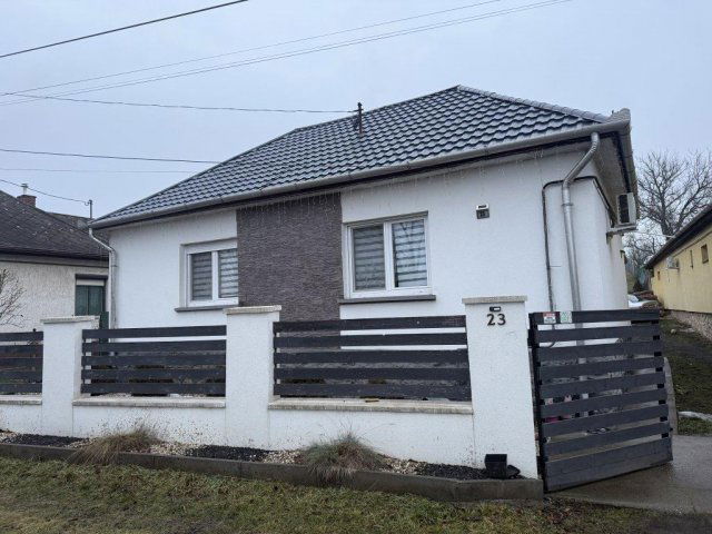 Eladó családi ház, Kazáron 22.8 M Ft / költözzbe.hu