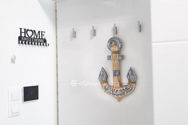 Eladó ikerház, Balatonvilágoson 240 M Ft, 5+1 szobás