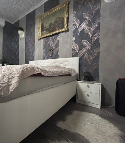 Eladó téglalakás, Komáromban 39 M Ft, 1 szobás