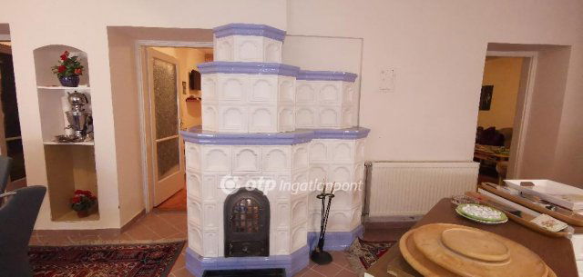 Eladó családi ház, Rigácson 56 M Ft, 4+4 szobás