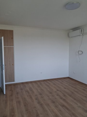 Eladó panellakás, Lovasberényben 37.5 M Ft, 2 szobás