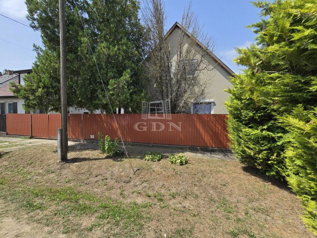 Eladó családi ház, Bácsalmáson 26.5 M Ft, 4 szobás