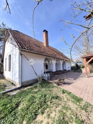 Eladó családi ház, Ibafán 285 M Ft, 5 szobás