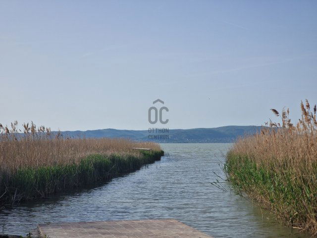 Eladó nyaraló, Balatonmáriafürdőn 119 M Ft, 4 szobás