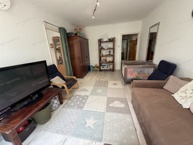 Eladó panellakás, Hajdúszoboszlón 53 M Ft, 1+3 szobás