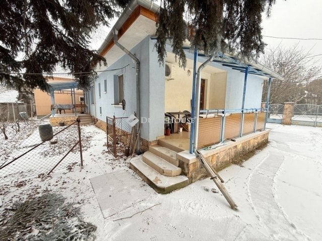 Eladó családi ház, Budapesten, XVIII. kerületben 145 M Ft