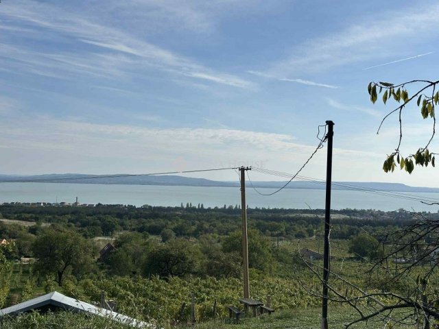 Eladó telek, Balatonakaliban 200 M Ft / költözzbe.hu