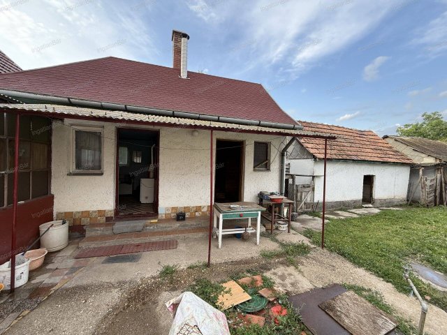 Eladó családi ház, Debrecenben 64.9 M Ft, 2+2 szobás