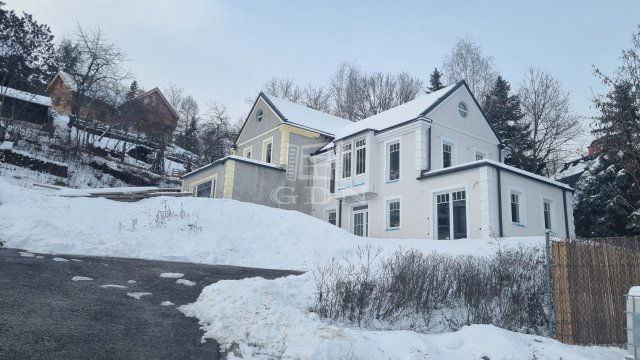 Eladó családi ház, Csobánkán 89 M Ft, 4 szobás