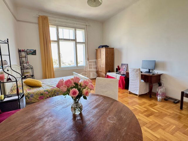 Eladó téglalakás, Budapesten, IX. kerületben 63.9 M Ft, 1 szobás