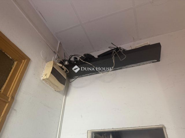 Eladó családi ház, Budapesten, XV. kerületben 149 M Ft