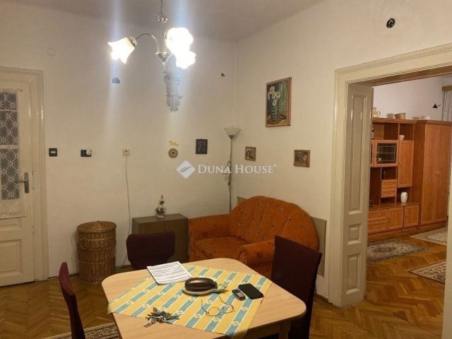 Eladó téglalakás, Szegeden 44.99 M Ft, 2 szobás