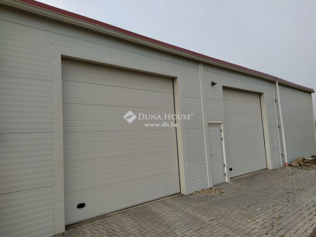 Kiadó ipari ingatlan, Sülysápon 570 E Ft / hó