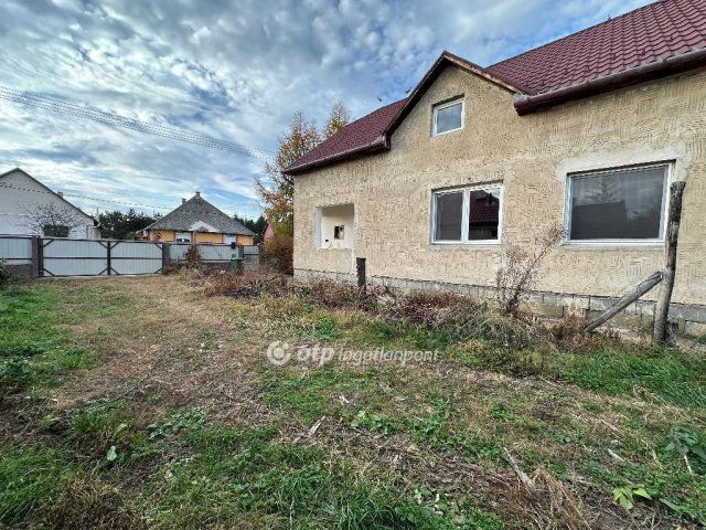 Eladó családi ház, Nagykállóban 44.99 M Ft, 3+1 szobás