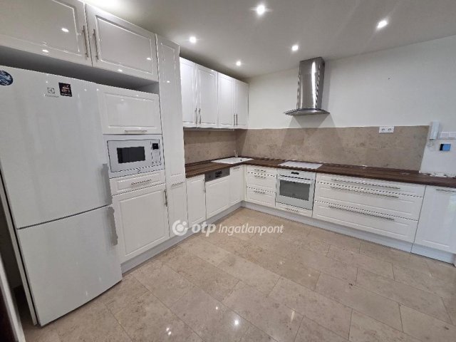 Kiadó téglalakás, albérlet, Miskolcon 300 E Ft / hó, 1+2 szobás